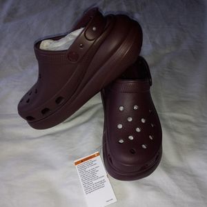 Crocs Crush Clogs Sz:8 Color:Dark Cherry NWT